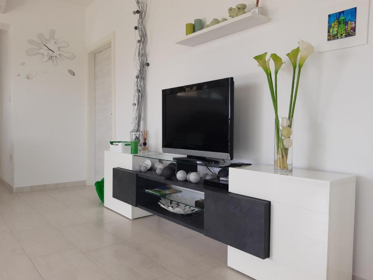 Apartment Mia Rab Town Exterior foto